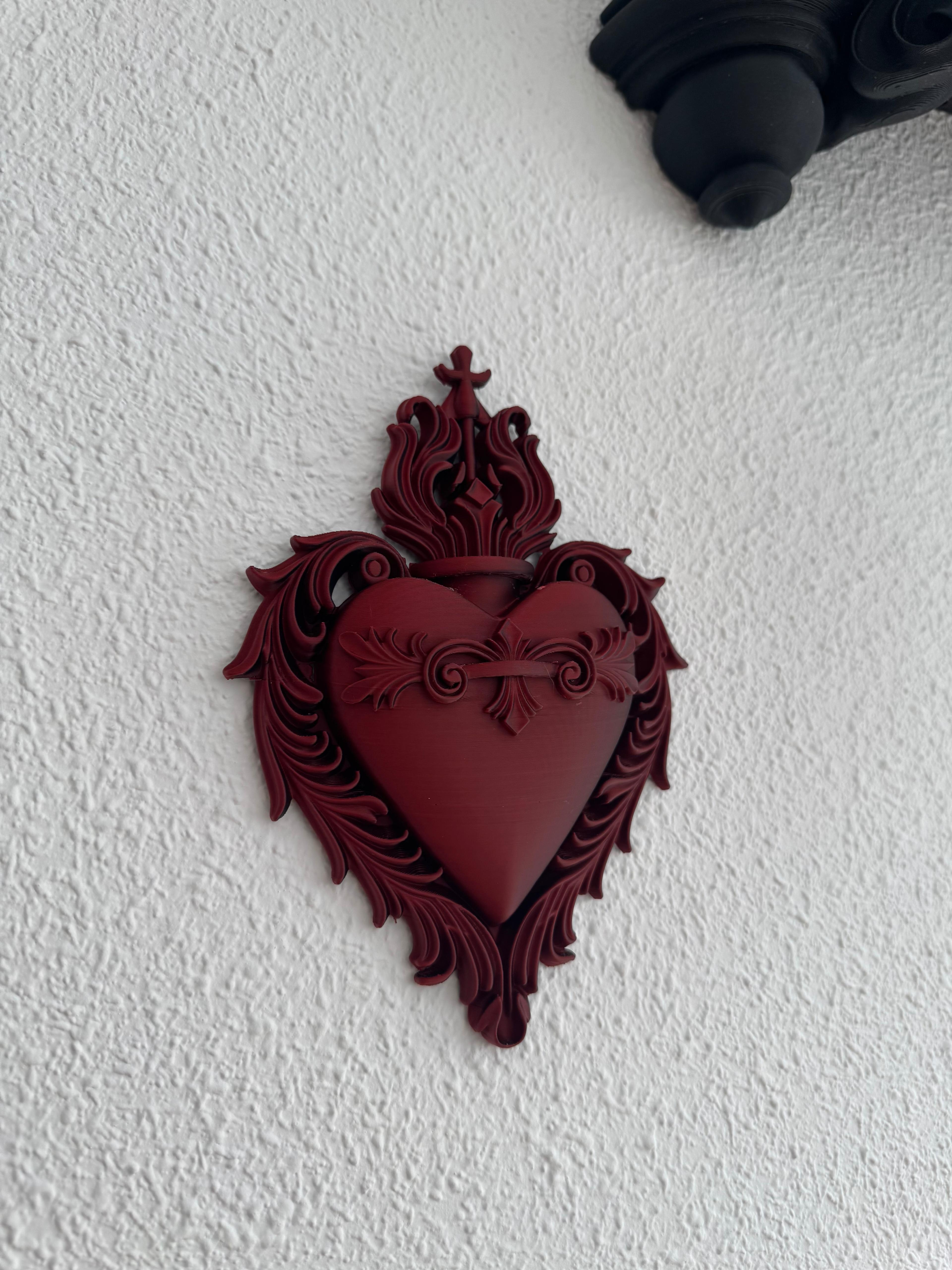 Aurevora Plaque