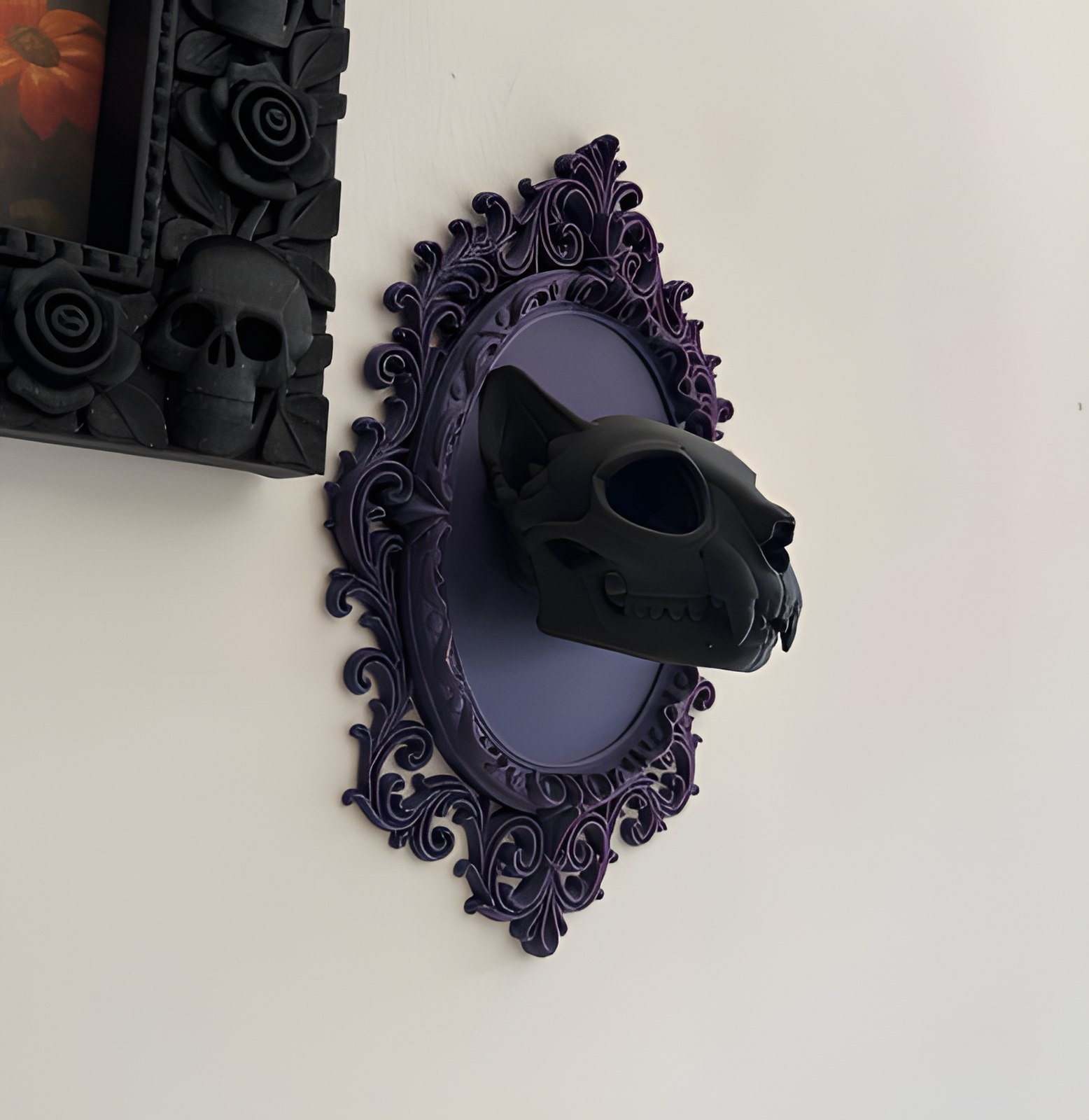 Cat Skull Frame