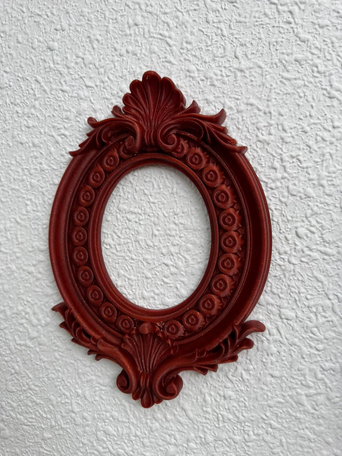 Classic Frame
