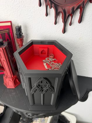 Dracula's Favorite Organizer — photo 2