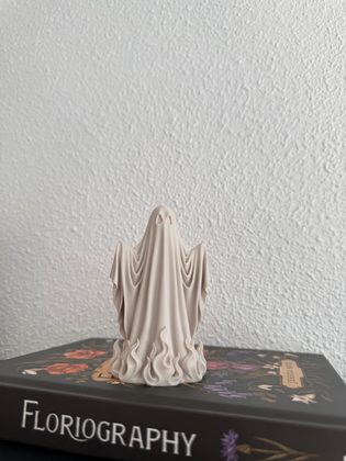 Old School Cute Ghostie
